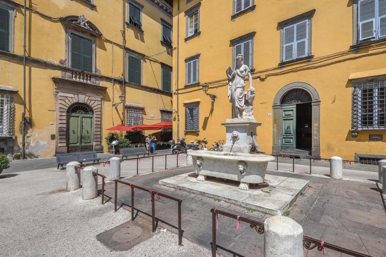 Lady Miranda Apartamento Lucca Exterior foto